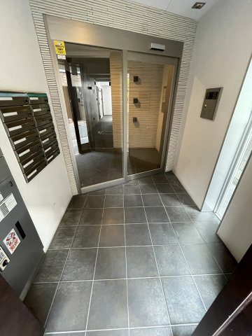 レジデンスCSのエントランス