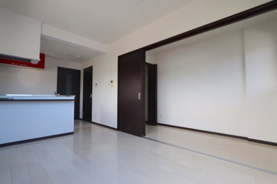 【居間・リビング】 | サンシャイン太子堂 | LDK10帖