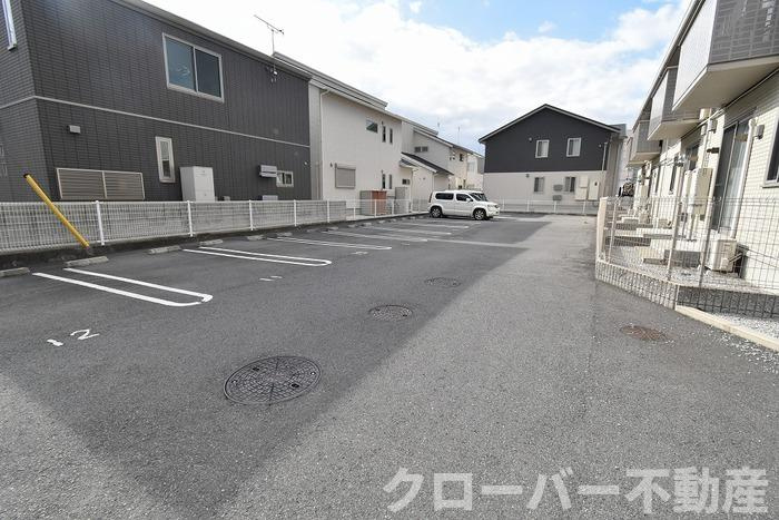 プラティーク ハバラの駐車場|駐車場