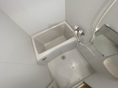 【浴室】 | エムロード新大阪 | 日々の疲れを癒すお風呂付です