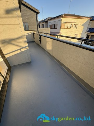 平塚市南金目　新築戸建　全2棟1号棟のバルコニー