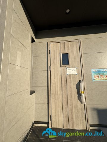 平塚市南金目　新築戸建　全2棟1号棟の玄関