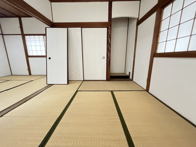 新家2丁目貸家の和室