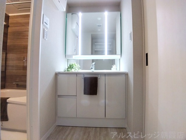 ライオンズマンション朝霞台南の洗面所