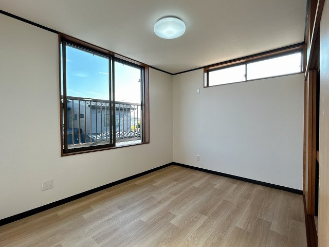 リフォーム中古戸建　本巣市見延　平成元年築の洋室