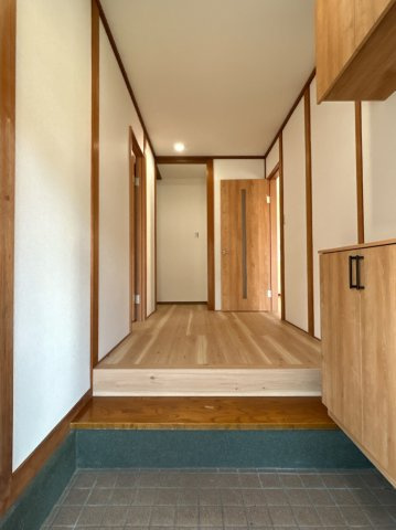 リフォーム中古戸建　本巣市見延　平成元年築の玄関