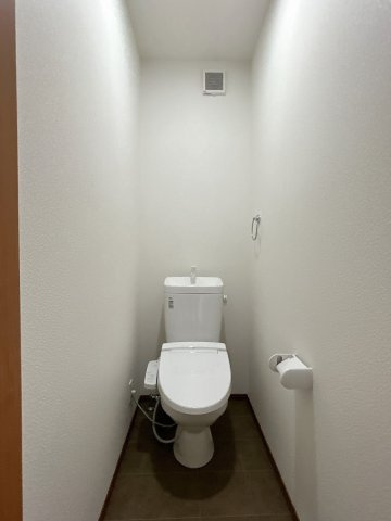 リフォーム中古戸建　本巣市見延　平成元年築のトイレ