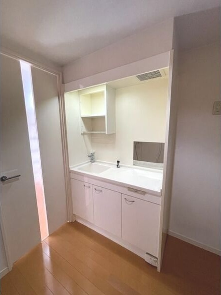 エーフラッツ尾頭橋のキッチン