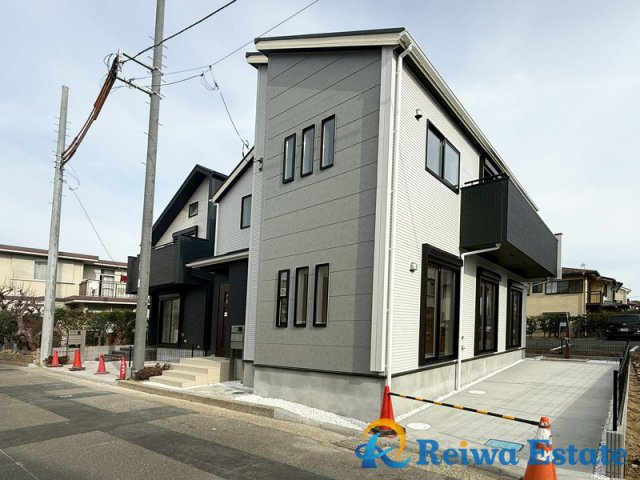 新築戸建　茅ヶ崎市松が丘2丁目の外観|来客時も安心のカースペース2台分確保♪※車種による