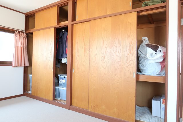 野洲市冨波乙　中古戸建の収納