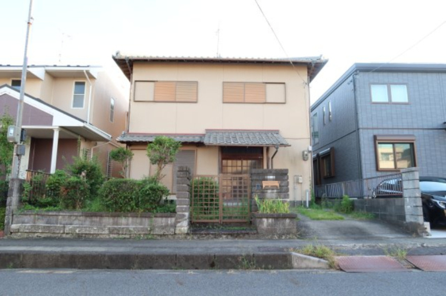 野洲市冨波乙　中古戸建の外観