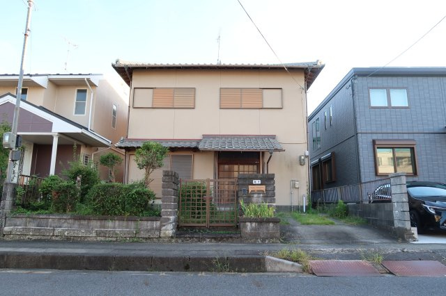 野洲市冨波乙　中古戸建の外観