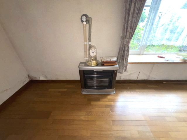 【居間・リビング】 | 北見市双葉町４丁目６番１９号　平家建中古売家