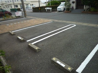コロレの駐車場