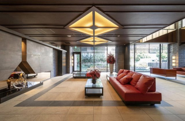 シエリアタワーなんば（区分所有）のエントランス