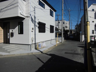 【前面道路含む現地写真】 | 前面道路含む現地写真です