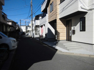 【前面道路含む現地写真】 | 前面道路含む現地写真です