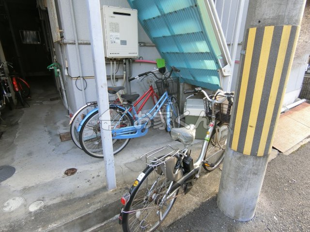 【駐車場】 | 板宿ハウス | 駐輪スペース