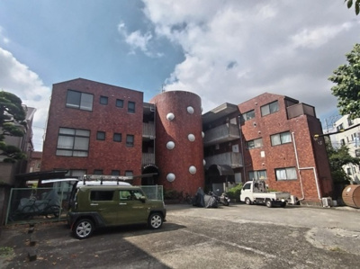 【外観】 | 第２三功マンション | 耐震性・防音性に優れた鉄筋コンクリートマンション♪