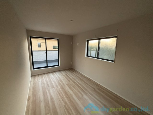 平塚市諏訪町3期　新築戸建　全3棟1号棟の寝室