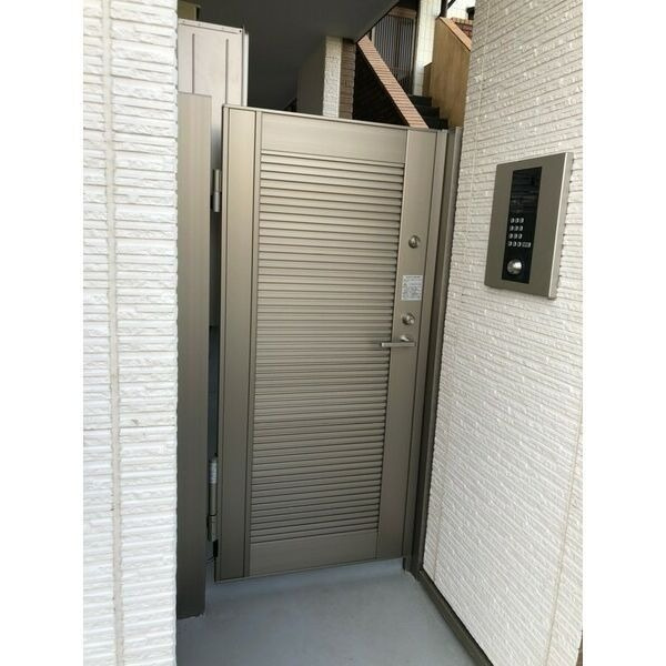 AMBITIONみずほ台のエントランス