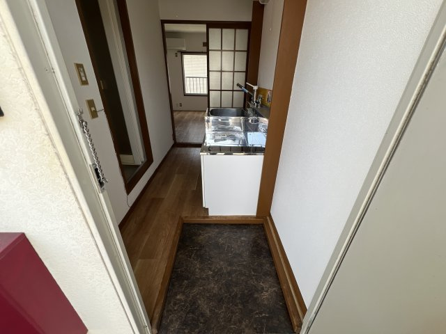 パナハイツ今宿の玄関