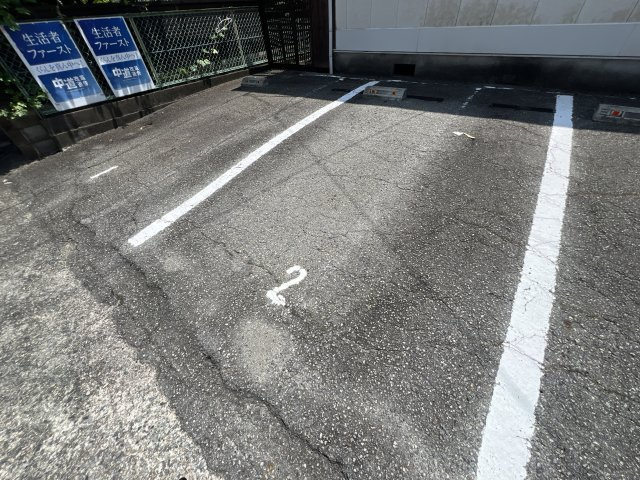 パナハイツ今宿の駐車場