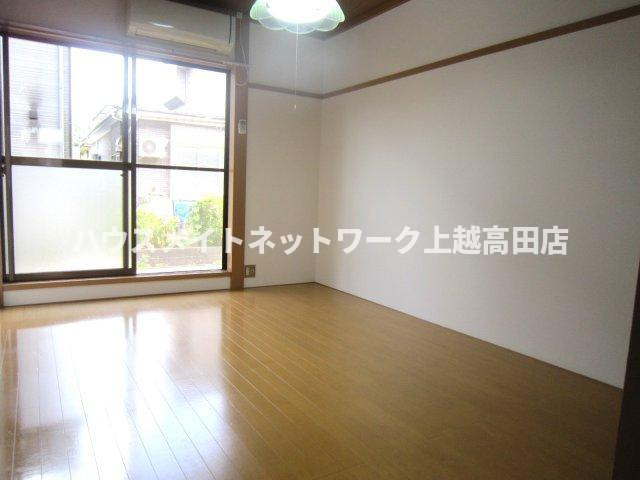 コーポみなみの内装|洋室