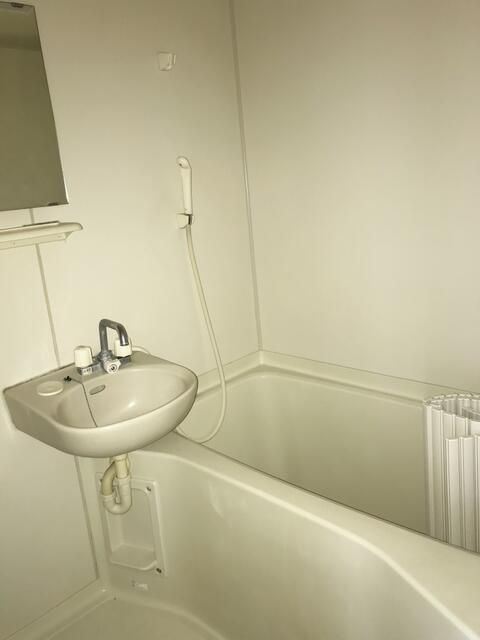 カーサフロール菅野の浴室