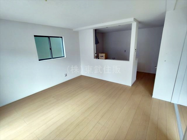 【居間・リビング】 | 川越市南大塚　全１棟 | 日当たりの良いリビングダイニングです