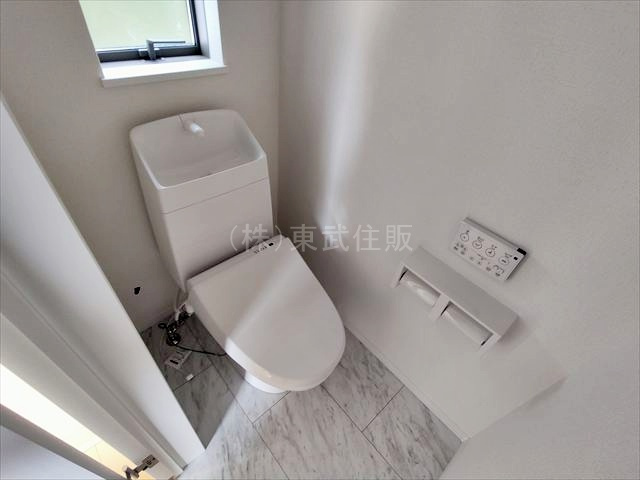 【トイレ】 | 川越市南大塚　全１棟 | 2階トイレ