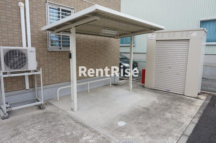 カーサノリタケのロビー|駐輪場