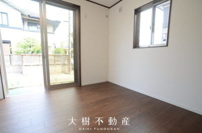 【洋室】 | 綾瀬市綾西4丁目　中古戸建て【仲介手数料無料】 | 1階　洋室1（6.2帖）