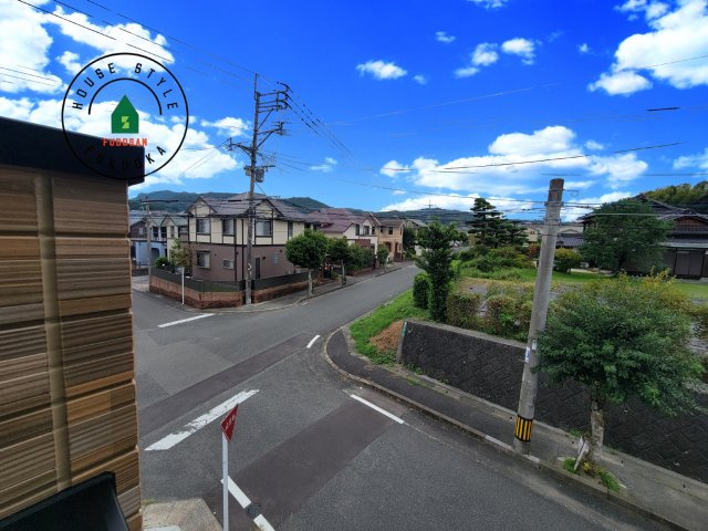 大野城市畑ケ坂第1-3棟（2号棟）　の展望|窓から緑が見える物件も魅力的です。