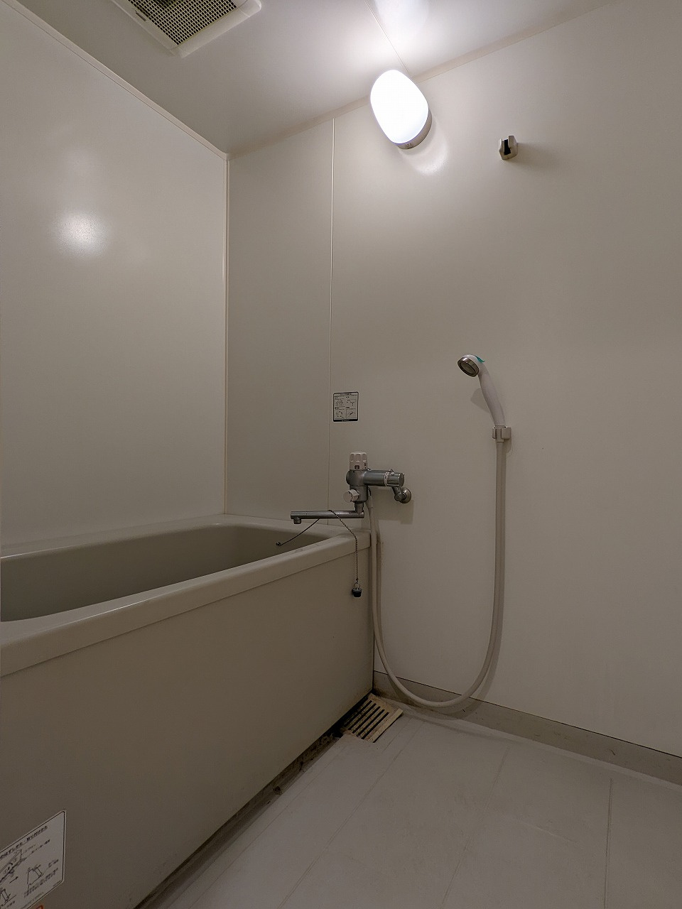 大阪市西区本田２丁目の賃貸マンションの浴室|同マンション内の別室内写真となります。