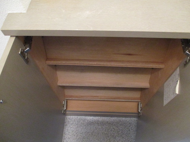 【内装】 | たくさん靴の入るシューズボックスです