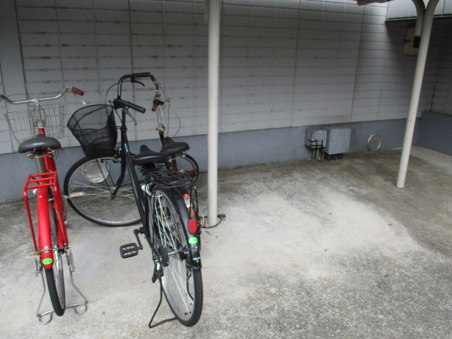 【その他共用部分】 | 自転車置き場です