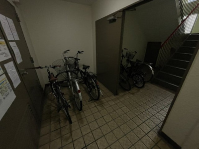 【その他共用部分】 | 第一嵯峨ハイツ | 自転車置き場です。