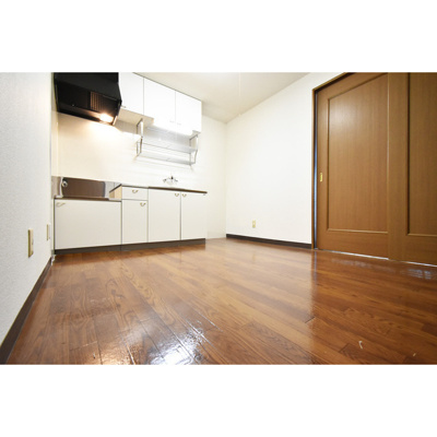 【居間・リビング】 | 内野ハイツ | ゆったり過ごせる居間です