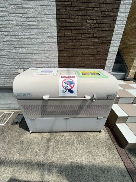 リバーサイド露橋のエントランス