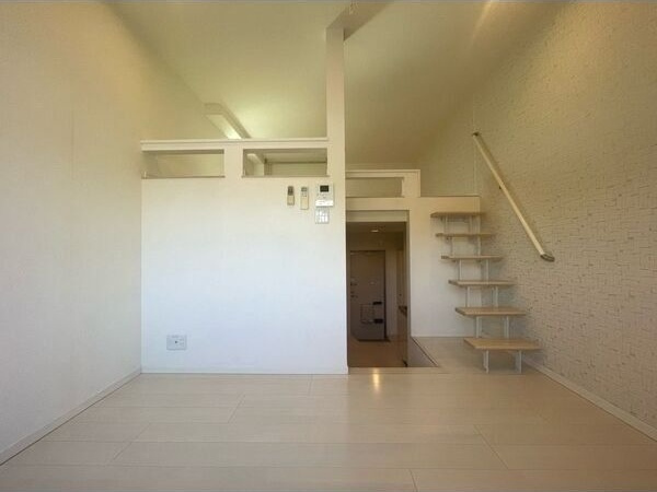 リバーサイド露橋の居間・リビング