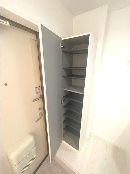 リバーサイド露橋の玄関