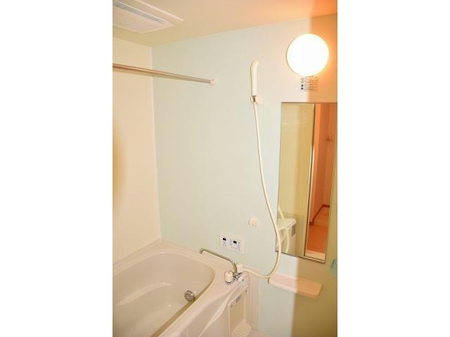 ルトゥール豊の浴室