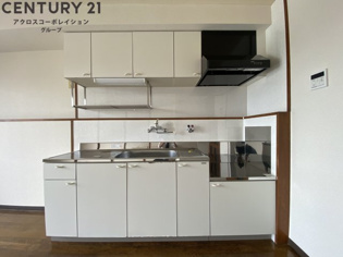 キッチン収納がたっぷりあって便利です！