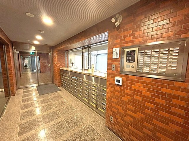 【エントランス】 | 御茶ノ水ロイアルハイツ