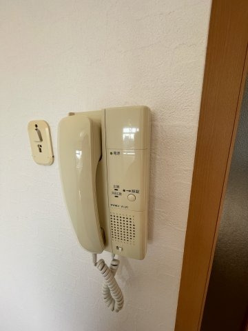 受話器付きインターホンです
