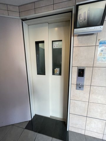 エレベーターがあります