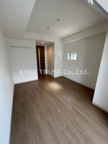 エステムコート梅田・茶屋町Ⅲネクスタの居間・リビング|ゆったりとした居間です