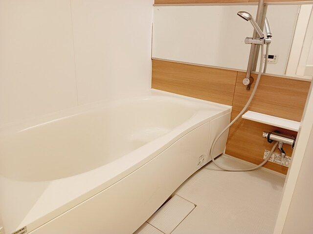 ウィステリアⅠの浴室