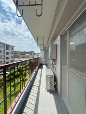 【バルコニー】